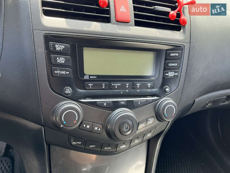 Седан Honda Accord 2004 в Николаеве