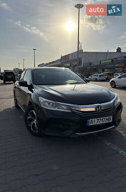 Седан Honda Accord 2016 в Києві