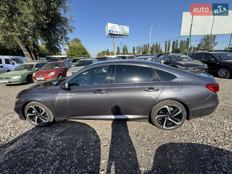 Седан Honda Accord 2020 в Киеве