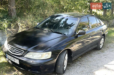 Лифтбек Honda Accord 2001 в Староконстантинове