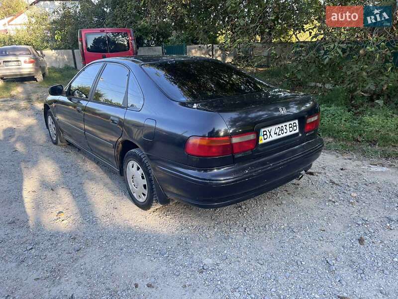 Седан Honda Accord 1994 в Дунаївцях