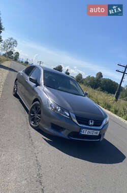 Седан Honda Accord 2015 в Ивано-Франковске