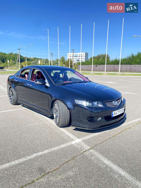 Седан Honda Accord 2006 в Киеве