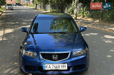 Седан Honda Accord 2004 в Киеве