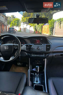 Седан Honda Accord 2016 в 