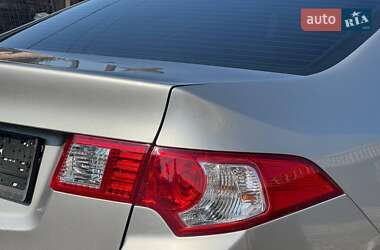 Седан Honda Accord 2011 в 