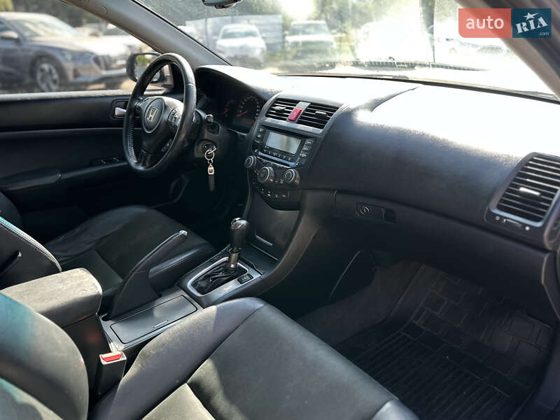 Седан Honda Accord 2006 в Шептицькому