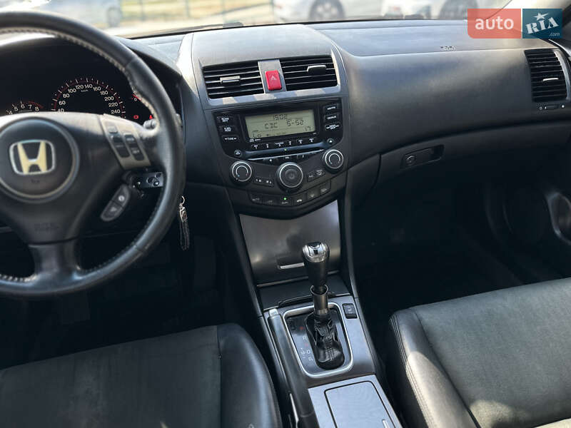 Седан Honda Accord 2006 в Шептицькому