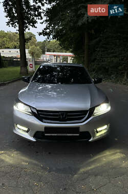 Седан Honda Accord 2014 в Виннице