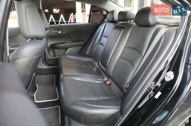 Седан Honda Accord 2015 в 