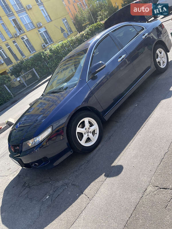 Седан Honda Accord 2006 в Киеве