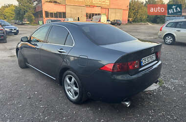 Седан Honda Accord 2005 в 