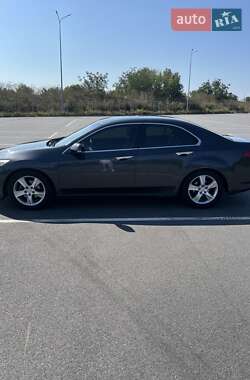Седан Honda Accord 2012 в 