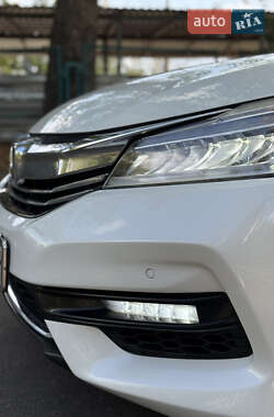 Седан Honda Accord 2017 в 