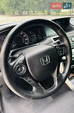 Седан Honda Accord 2014 в 