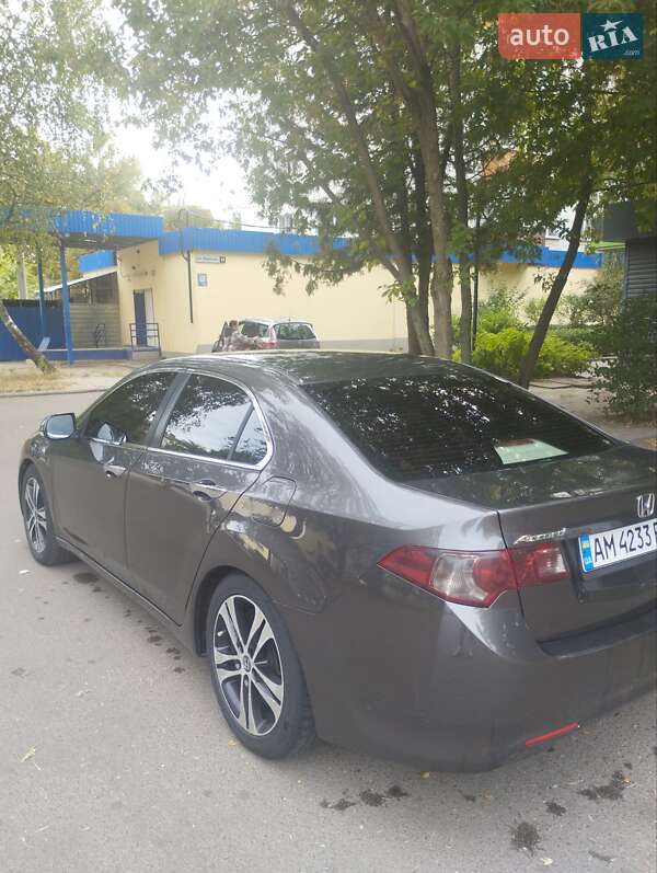 Седан Honda Accord 2009 в Житомирі