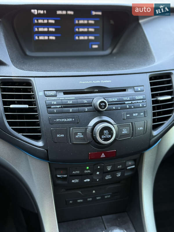 Седан Honda Accord 2011 в Киеве