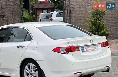 Седан Honda Accord 2011 в 