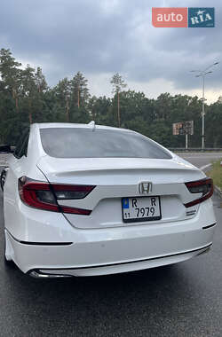 Седан Honda Accord 2019 в 