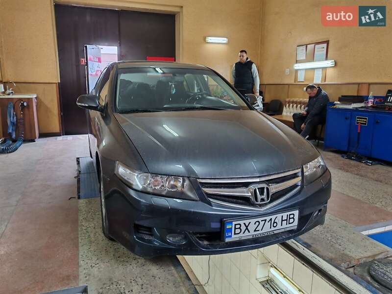 Седан Honda Accord 2007 в Гайсине