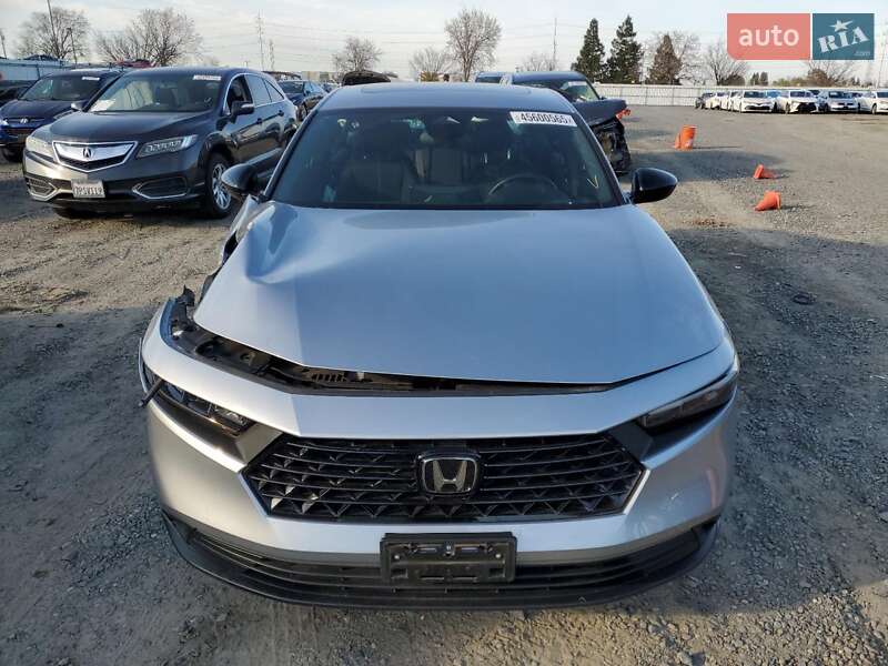 Седан Honda Accord 2023 в 