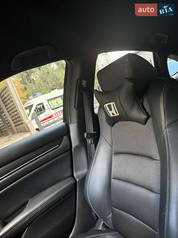Седан Honda Accord 2018 в Запоріжжі