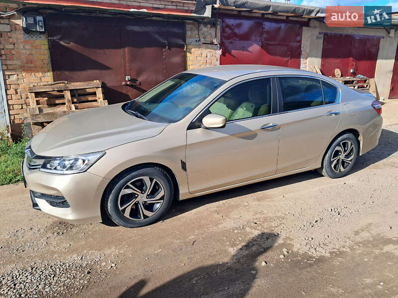 Седан Honda Accord 2017 в Виннице