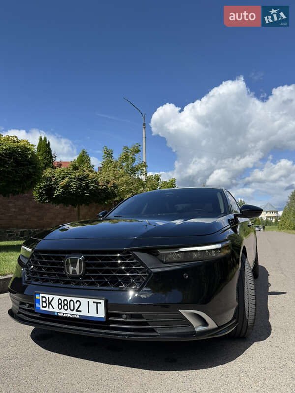 Седан Honda Accord 2024 в Ровно