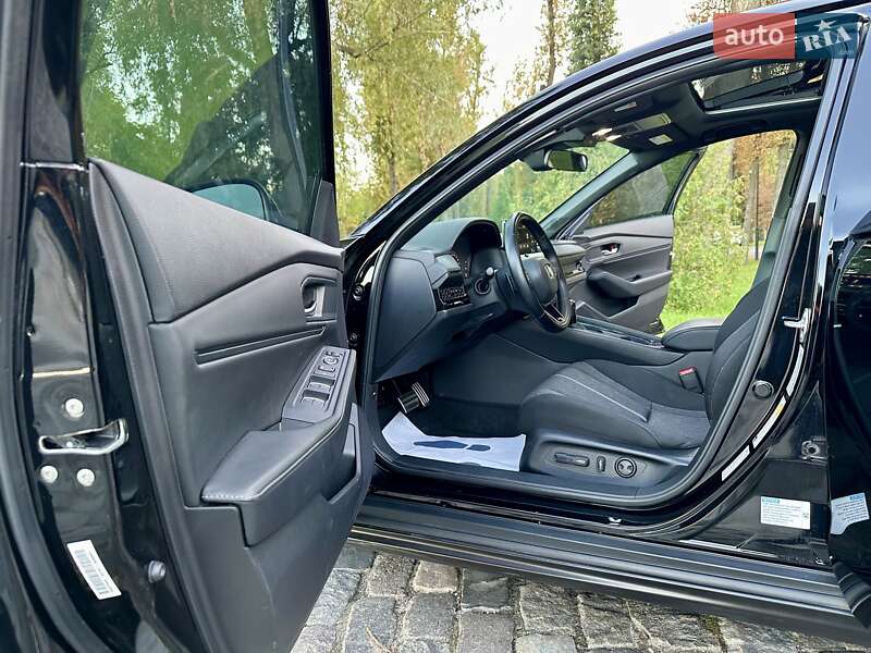 Седан Honda Accord 2023 в Киеве
