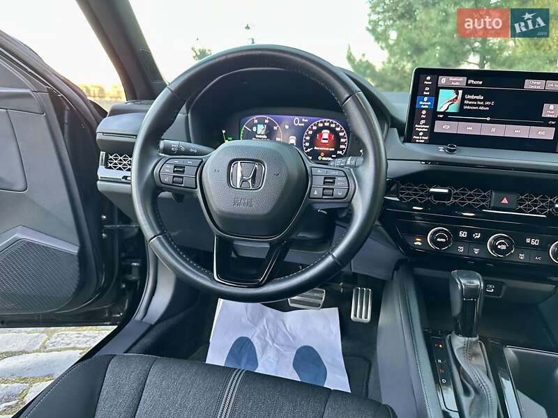 Седан Honda Accord 2023 в Киеве