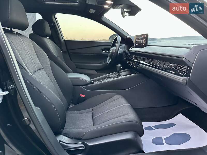 Седан Honda Accord 2023 в Киеве