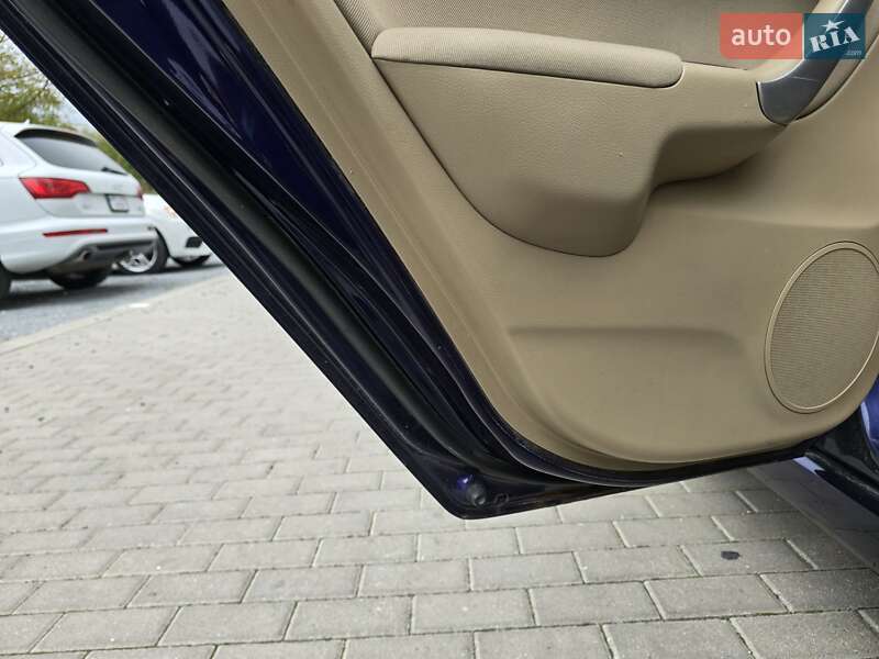 Седан Honda Accord 2003 в Львове