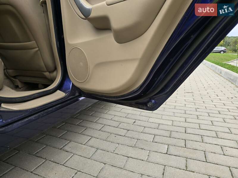 Седан Honda Accord 2003 в Львове