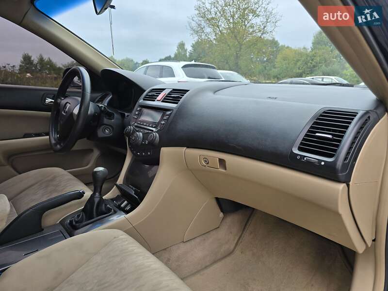 Седан Honda Accord 2003 в Львове