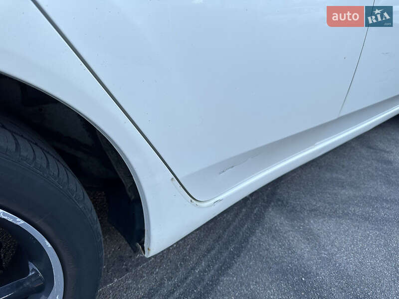 Седан Honda Accord 2011 в Киеве