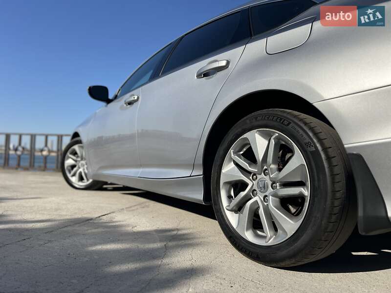 Седан Honda Accord 2019 в Дніпрі