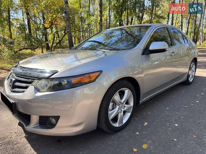 Седан Honda Accord 2011 в Ахтырке