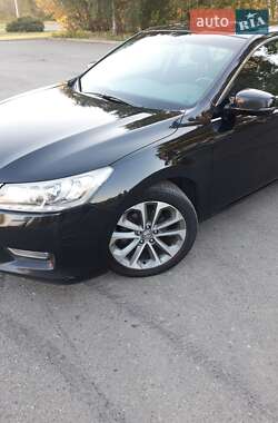 Седан Honda Accord 2013 в Киеве