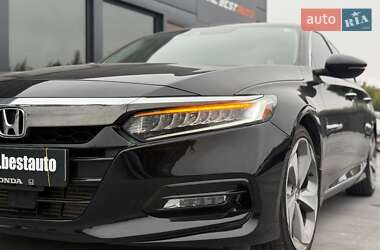 Седан Honda Accord 2018 в 