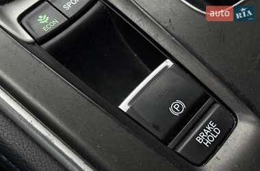 Седан Honda Accord 2018 в 