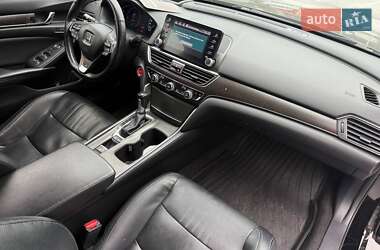 Седан Honda Accord 2018 в 
