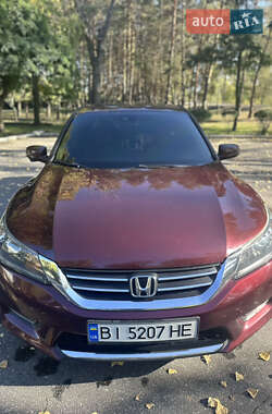 Седан Honda Accord 2013 в Кременчуге