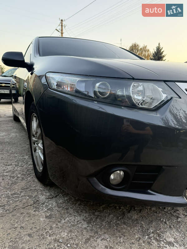 Седан Honda Accord 2011 в Запоріжжі фото 3 Седан Honda Accord 2011 в Запоріжжі