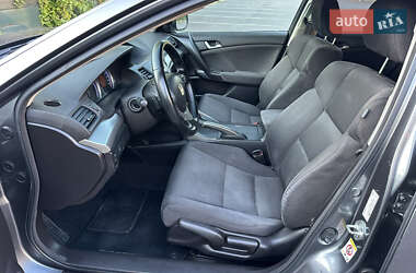 Седан Honda Accord 2008 в 