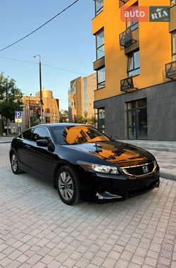Купе Honda Accord 2008 в Запорожье