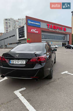 Седан Honda Accord 2013 в 