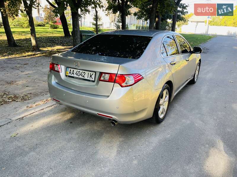 Седан Honda Accord 2008 в Киеве