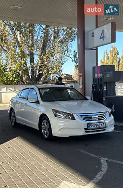 Седан Honda Accord 2011 в Одессе