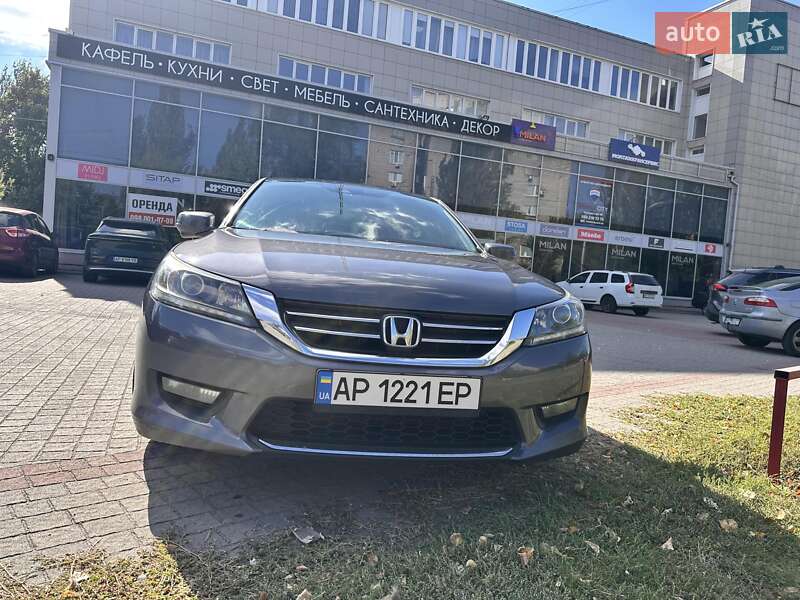 Седан Honda Accord 2015 в Запоріжжі
