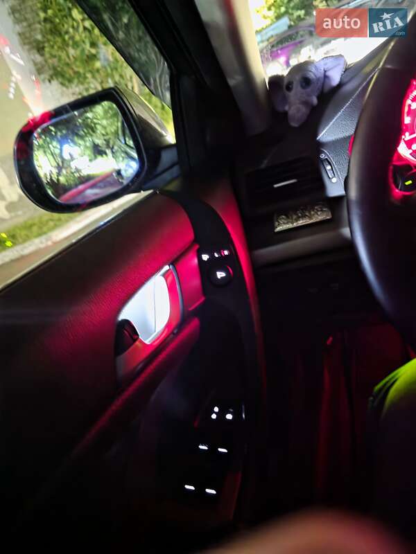 Универсал Honda Accord 2010 в Киеве